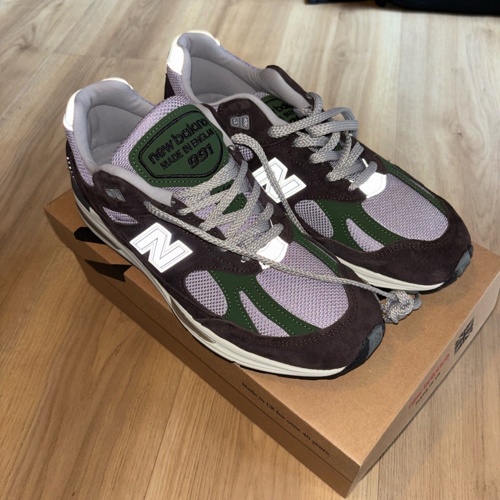 New Balance Made in UK 991v2 - Licorice/Lavender Gray - 9.5